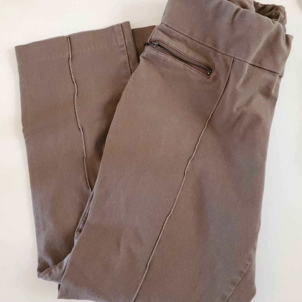 Talbots Dark Tan Pants. 12p Elastic waist.
